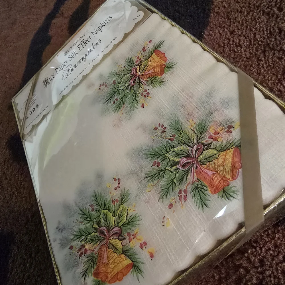 Rice Paper Silk Effect Napkins - Festive Design